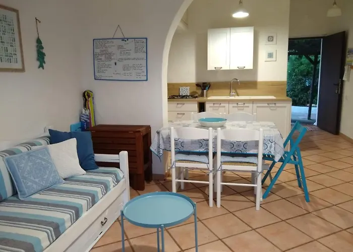 Nyaraló Capo Blu - *